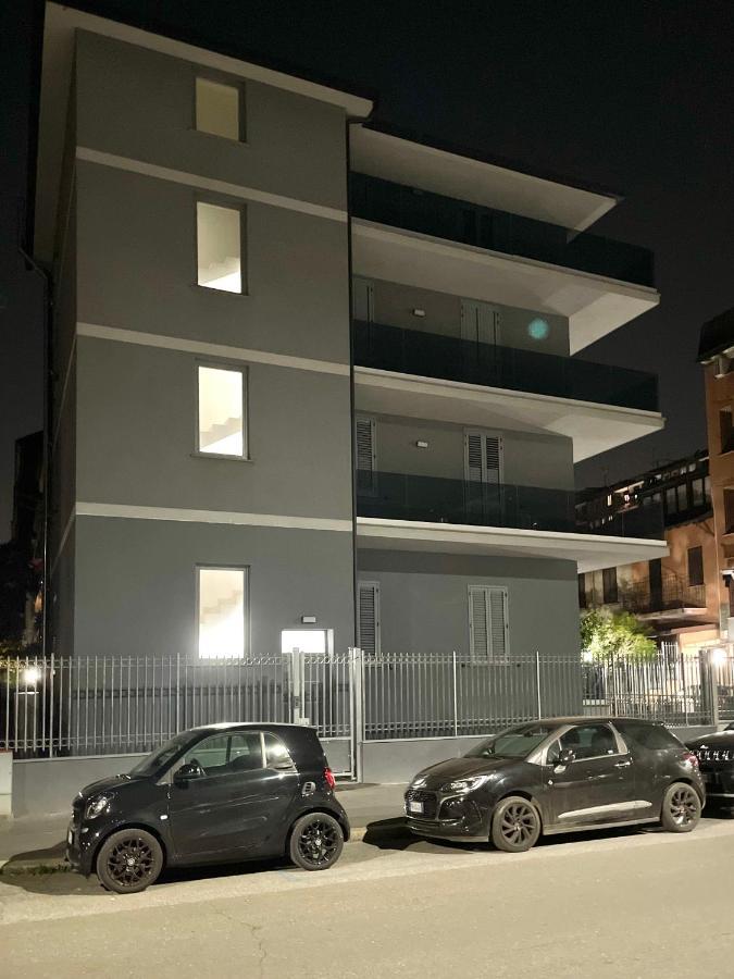 Carissimi 4 Apartment Milan Exterior photo